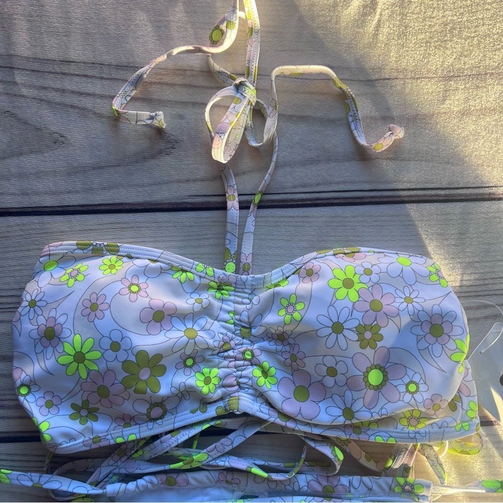 Fabletics White Retro Floral Print Strappy Cheeky Bikini Set - Picture 7 of 11